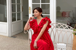 Thời trang - Cách diện màu đỏ giữa mùa hè oi bức