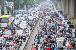 8 'lô cốt' án ngữ con đường đông đúc nhất Thủ đô