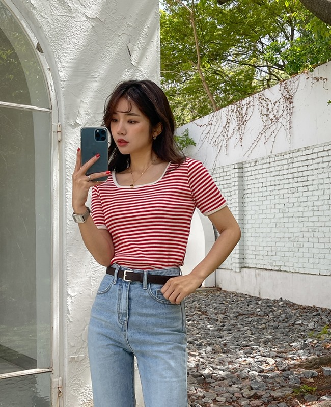 Cách diện màu đỏ giữa mùa hè oi bức - 3