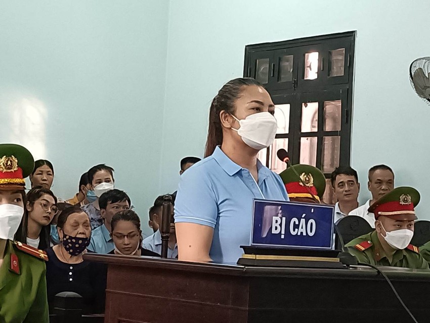 Nguyễn Thị Ngân tại phiên toà