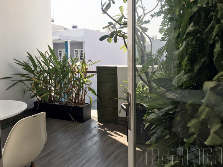 Kết hôn với bạn gái kém 17 tuổi, Hồ Quang Hiếu sống trong căn nhà 23 tỉ đồng đẹp như phim trường - 14