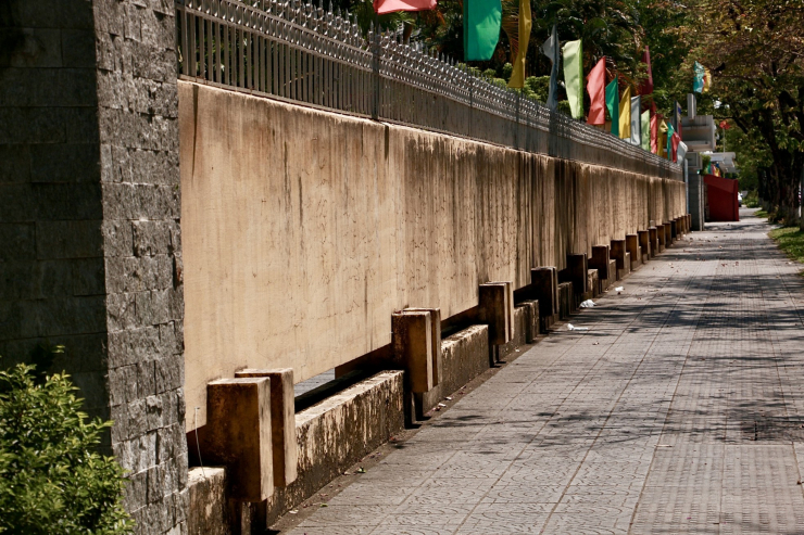 Từ năm 1976 đến nay, nơi đây đã đào tạo trên 60.000 cử nhân khoa học Sư phạm các hệ, trên 3.000 thạc sĩ; bồi dưỡng thường xuyên hơn 100.000 lượt cho giáo viên THPT các tỉnh thuộc khu vực miền Trung, Tây Nguyên và đồng bằng sông Cửu Long. (Ảnh: Thiên Chương)