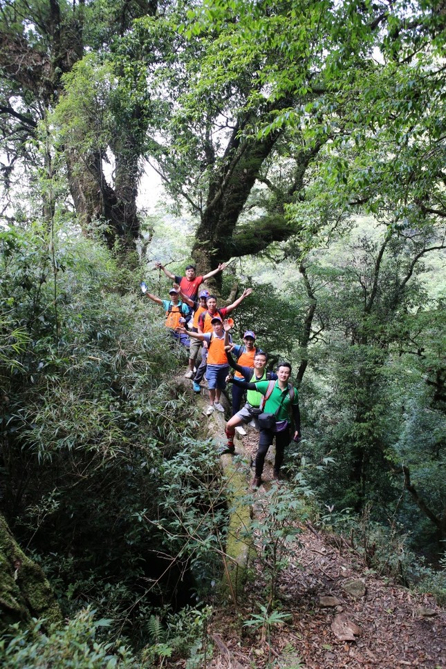 Lai Châu – điểm đến “hot hit” của dân mê trekking - 3