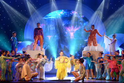 Nhạc - Khán giả nhí trầm trồ trước “cực phẩm” nhạc kịch "Ông lão đánh cá và con cá mập” 