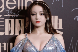 Làm đẹp - Mỹ nhân này có vóc dáng "vàng 10" tính theo khoa học: Chân dài 109cm, xương hông nở nang