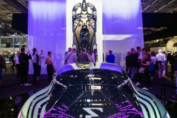 Kinh doanh - Hãng xe điện vượt mặt Elon Musk khiến tỷ phú phải "quay xe"