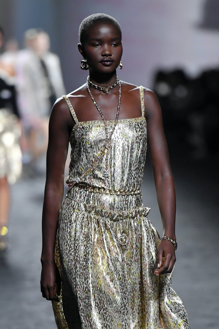 9 xu hướng thời trang cực đỉnh từ sàn diễn Xuân Hè 2023 - 1