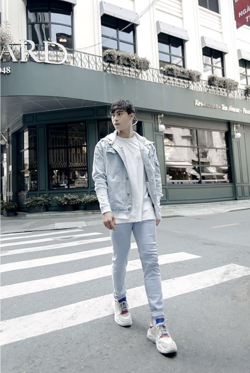 9 cách phối áo phông trắng chẳng bao giờ lỗi mốt cho chàng - 8