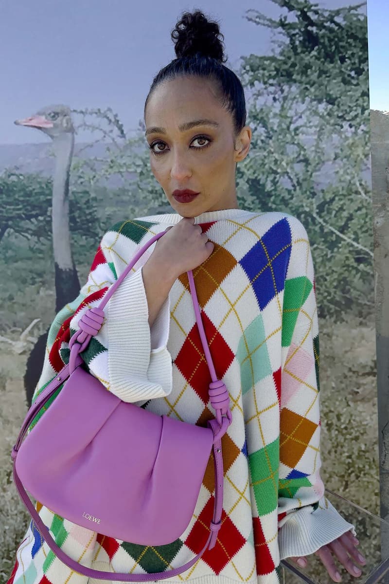 Ngắm chiến dịch chất chơi của LOEWE 2023 - 3