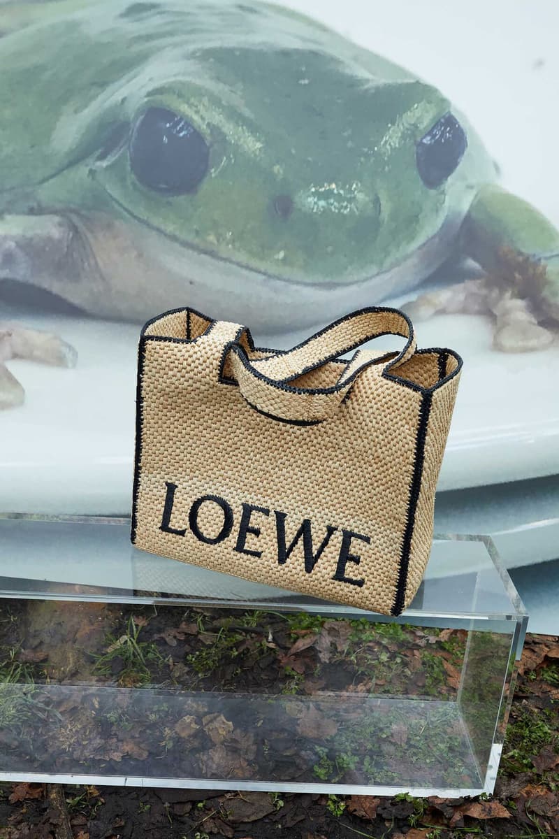 Ngắm chiến dịch chất chơi của LOEWE 2023 - 15