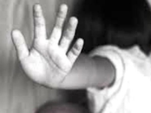 Pháp luật - Bắt người đàn ông 57 tuổi giao cấu với thiếu nữ 15 tuổi ở Bà Rịa - Vũng Tàu