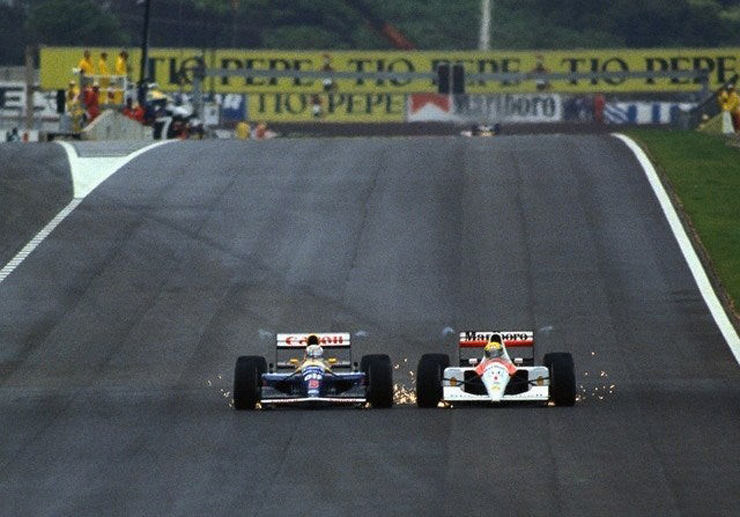Pha đối đầu kinh điển giữa Senna và Mansell năm 1991