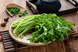 Ẩm thực - Ăn cải cúc phải nhớ 4 điều này để tránh hại thân