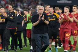 Bóng đá - Mourinho chỉ trích trọng tài, nói gì về 2 "tội đồ" luân lưu trận chung kết Europa League?