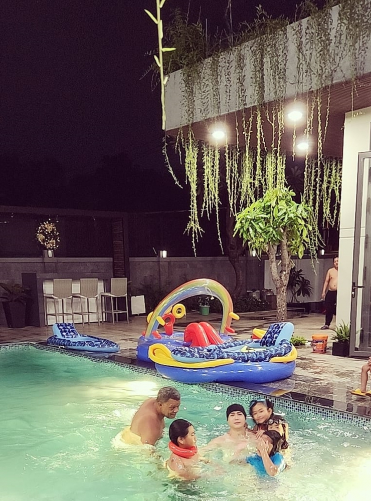 Đàn con nhà Quách Thành Danh nô đùa trong biệt thự 30 tỷ đồng, ai nhìn cũng khao khát sở hữu - 3