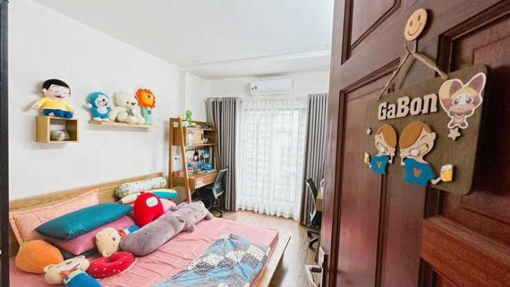 MC Hoàng Linh chuyển phòng cho con riêng, khán giả nể phục trước hành động của chồng mới - 9