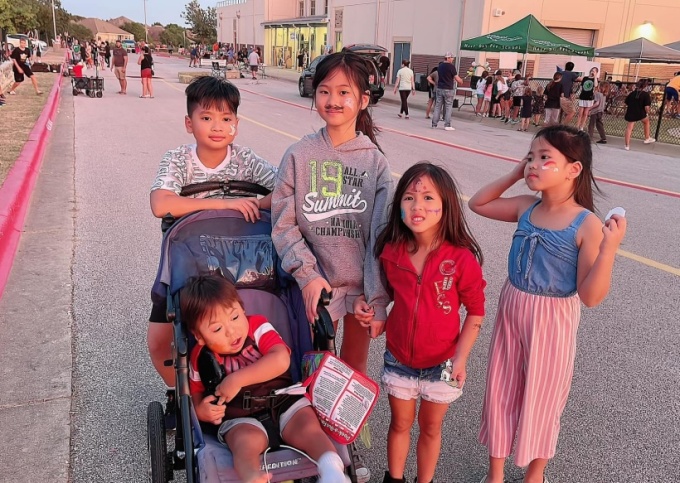 Đàn con nhà Quách Thành Danh nô đùa trong biệt thự 30 tỷ đồng, ai nhìn cũng khao khát sở hữu - 11