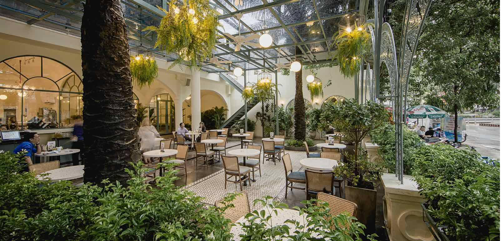 Không gian được decor theo Khu vườn cà phê phong cách Địa Trung Hải