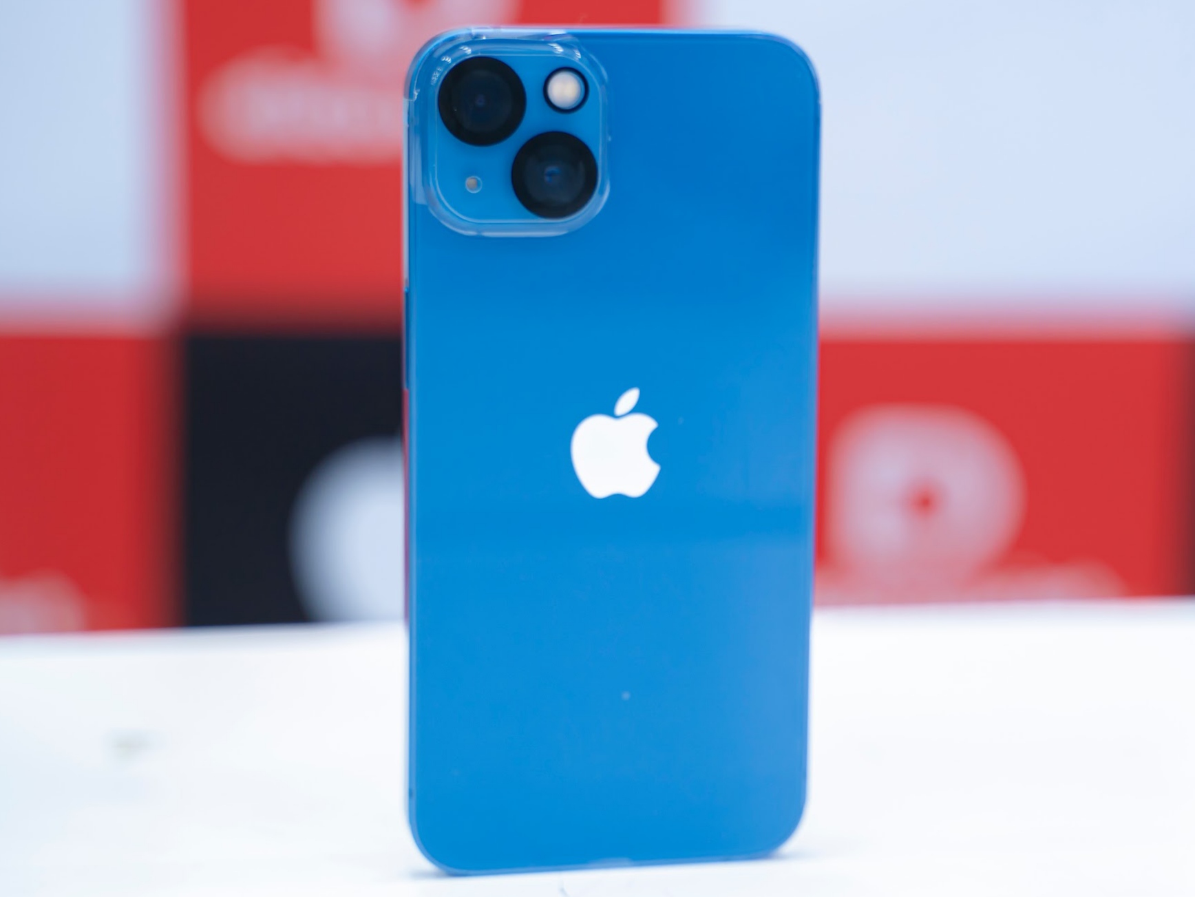 iPhone 13 128GB VN/A đang có giá từ 15,99 triệu đồng.