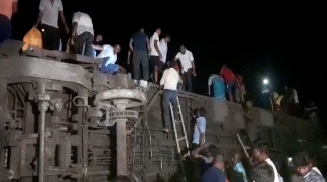 Hiện trường vụ tai nạn. Ảnh: Reuters