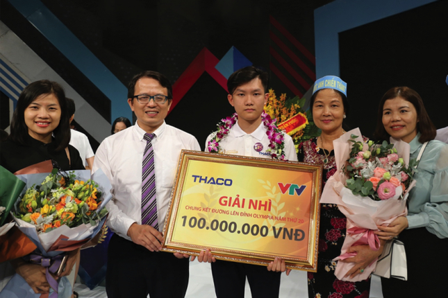 Vũ Quốc Anh là Á quân chương trình Đường lên đỉnh Olympia năm thứ 20.