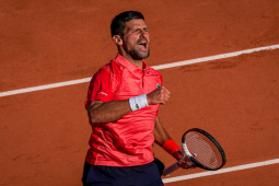 Thể thao - Video tennis Djokovic - Fokina: "Cơn mưa" điểm break, kịch chiến 216 phút (V3 Roland Garros)