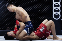 Thể thao - Trần Ngọc Lượng trở lại sàn MMA sau tranh cãi, tung đòn hiểm thắng knock-out