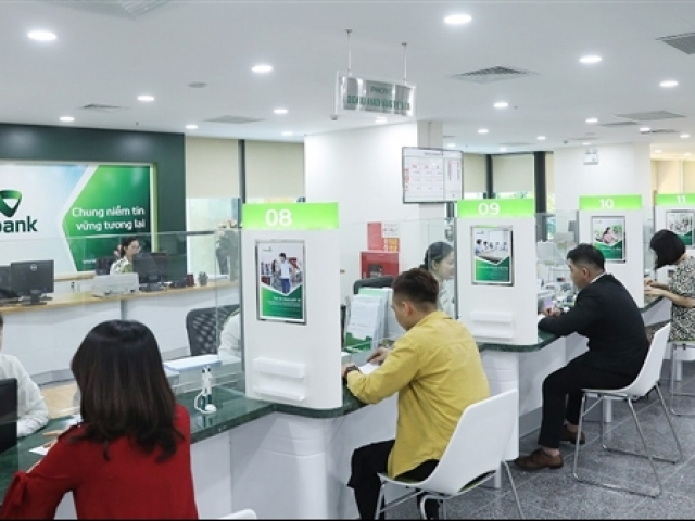 Kinh doanh - Lãi suất ngân hàng đang “quá tầm với” của doanh nghiệp?