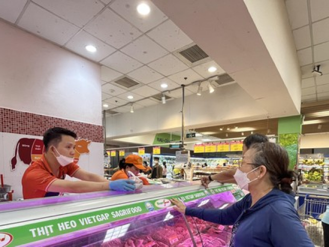 Thị trường - Tiêu dùng - Giá heo hơi cao nhất trong vòng một năm trở lại đây