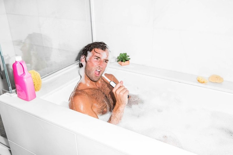 Mách chàng sử dụng bàn chải đánh răng điện đúng cách - 1