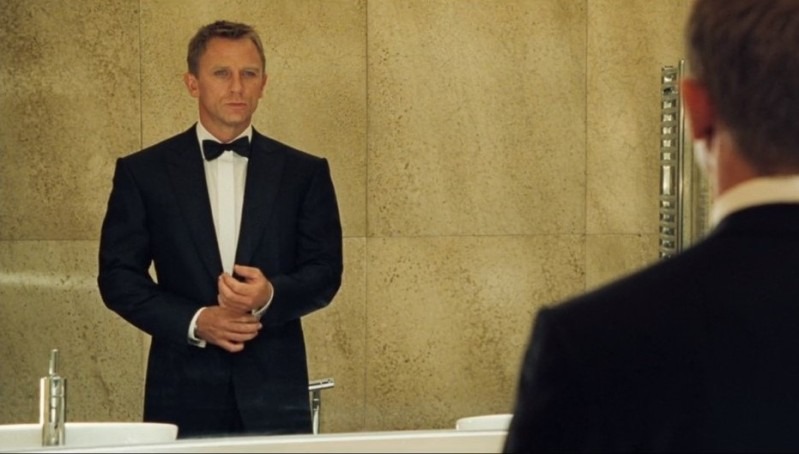 Đây là những bộ trang phục đẹp và kinh điển nhất của James Bond - 3