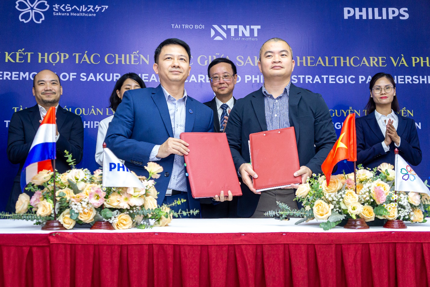 Lễ ký kết hợp tác chiến lược giữa Hệ thống Y tế Sakura và Philips diễn ra vào sáng ngày 4 tháng 6 năm 2023 tại Hà Nội