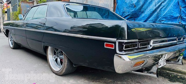 Dân chơi Đồng Nai tự tay tân trang xe cổ duy nhất tại Việt Nam - 9