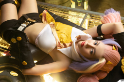 Màn cosplay đẹp “hút mắt” của nữ pháp sư Bonnie game Liên Quân Mobile