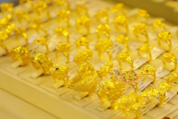 Kinh doanh - Giá vàng hôm nay 6/6: Vàng trong nước tăng mạnh sau một đêm