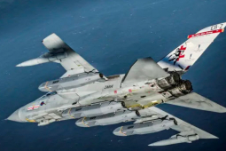 Media - Tên lửa hành trình Storm Shadow: "Hỏa tiễn" tấn công chính xác từ trên không