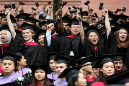 Giáo dục - du học - Một điều rất đơn giản nhưng ảnh hưởng lớn, sinh viên ĐH Harvard chú trọng từ rất sớm