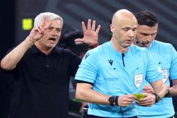 Bóng đá - Mourinho nguy cơ bị cấm 4 trận, "kẻ thù" Taylor được mời dự chung kết Cúp C1