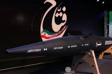 Iran khoe tên lửa siêu thanh đầu tiên, có thể vượt hệ thống phòng thủ của Mỹ và Israel