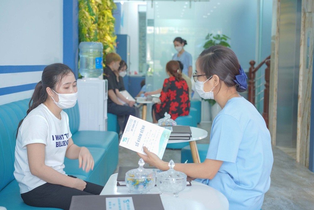  Tại phòng khám DR Thành Sơn, các phác đồ đều được thực hiện chỉn chu từ hồ sơ khám chữa bệnh, quy trình thăm khám và điều trị…