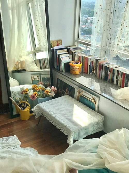 Gây tranh cãi vì một hành động với người hâm mộ, ca sĩ Lan Trinh và bạn trai đồng giới hiện sống ra sao? - 3