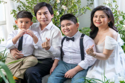 Nhạc - "Ông hoàng cải lương" hé lộ hôn nhân với vợ ba kém 11 tuổi