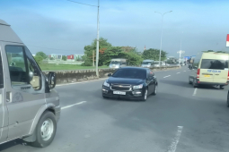 Tin tức trong ngày - CLIP: Người phụ nữ chạy ôtô ngược chiều trên Quốc lộ 51 ở Bà Rịa- Vũng Tàu