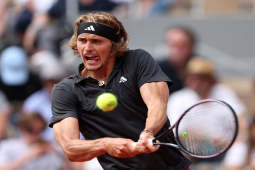 Video tennis Zverev - Etcheverry: Kịch tính 4 set, bừng tỉnh giật vé bán kết (Roland Garros)