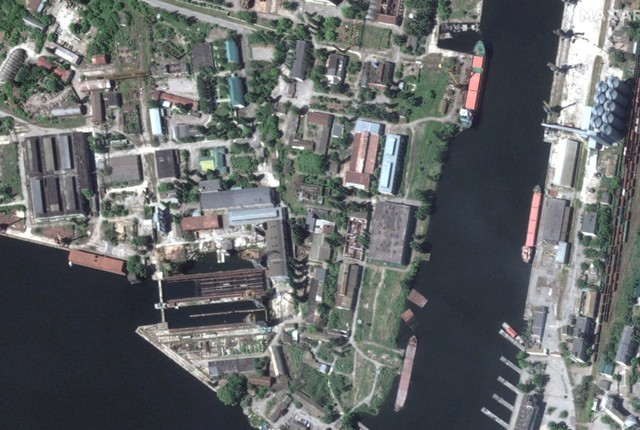 Hình ảnh vệ tinh hé lộ hậu quả thảm khốc từ vụ vỡ đập ở Kherson - 9