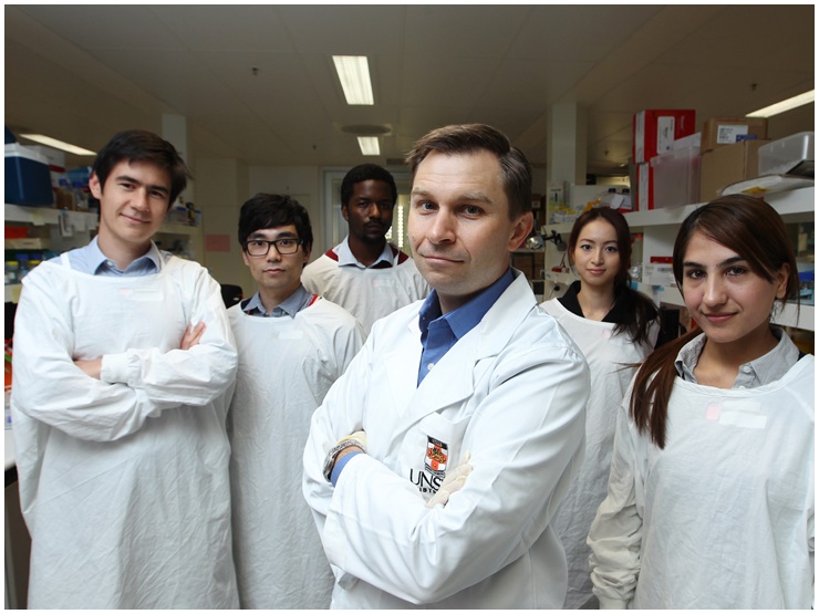 Vị giáo sư khuyên mọi người nên sống khoa học hơn.