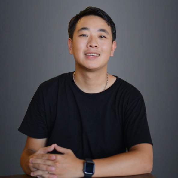 Ngoài kinh doanh, Hoàng Học còn là diễn giả uy tín trên thị trường đào tạo về thương mại điện tử