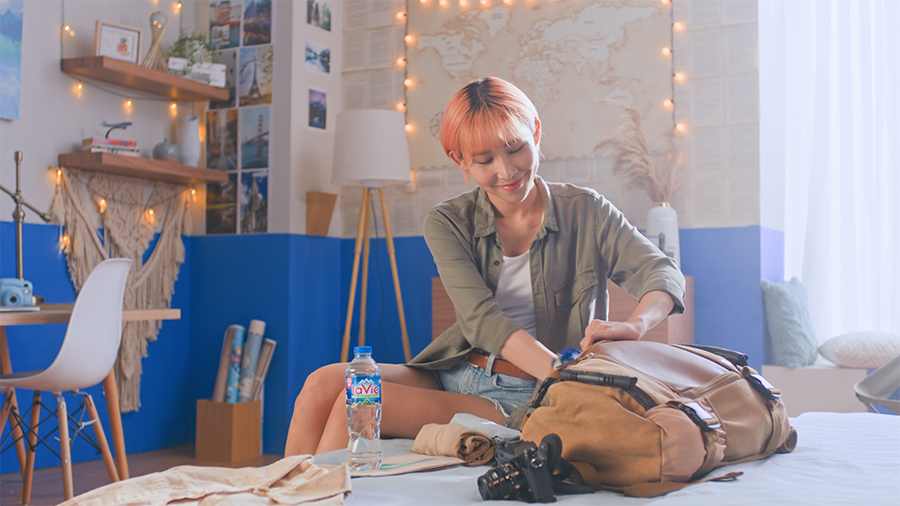 Mang thiên nhiên đến bên mình hay đưa thiên nhiên vào bên trong cơ thể chính là cách giúp chúng ta cảm thấy mình trở nên nhỏ bé hơn, hạnh phúc hơn, dễ thấu cảm, dễ dàng vượt qua căng thẳng và đón nhận những cái mới.