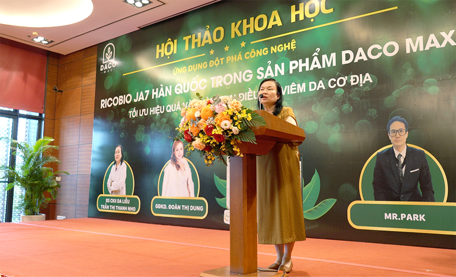 BS CKII Da Liễu Trần Thị Thanh Nho chia sẻ tại hội thảo khoa học ứng dụng công nghệ của Daco Max