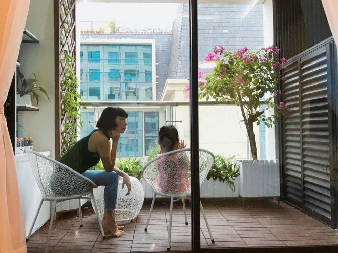 Siêu mẫu Vbiz đời đầu kiểm tra điện thoại chồng mỗi ngày, hé lộ không gian nhà mới hoành tráng - 4